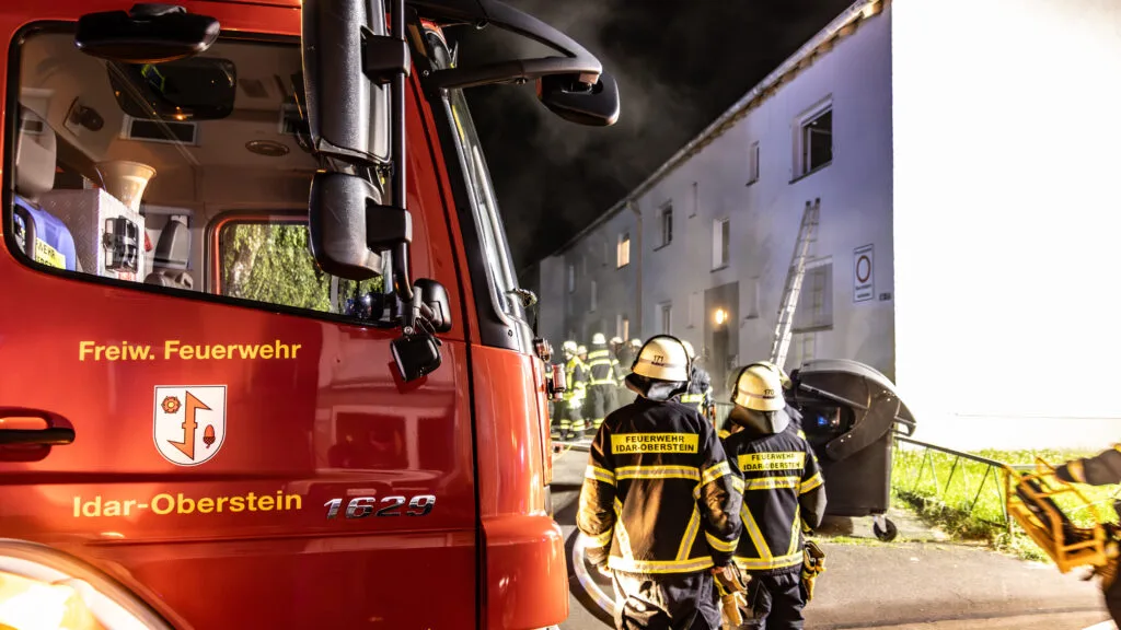 Kellerbrand in Idar-Oberstein: Bewohner springt aus Fenster